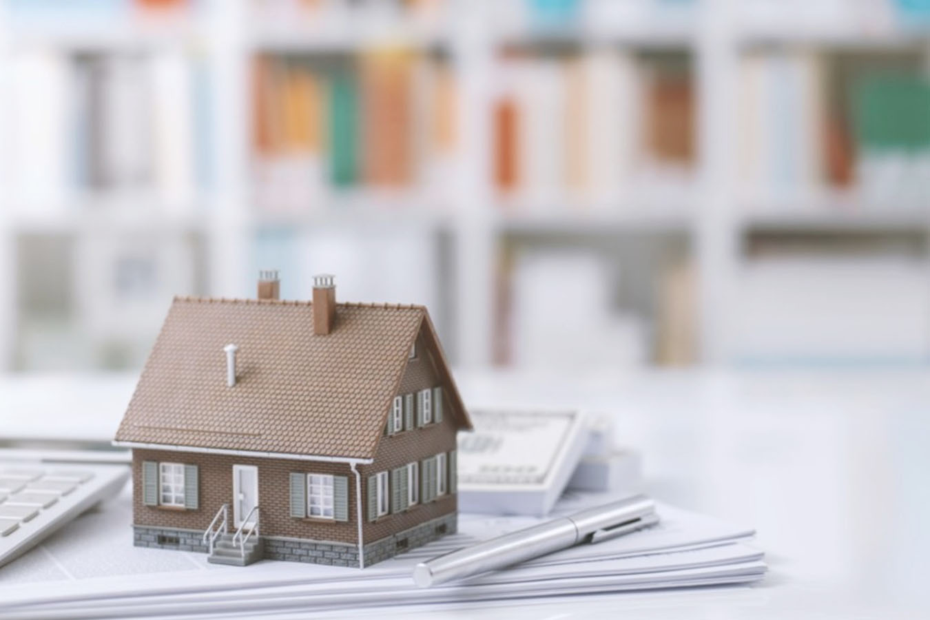 Что такое договор займа под залог недвижимости? | fcbg